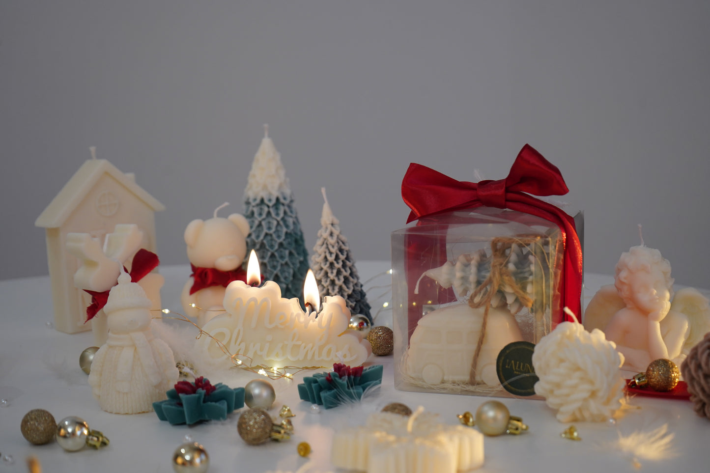 Lumânare Decorativă Mașinuță cu Brad