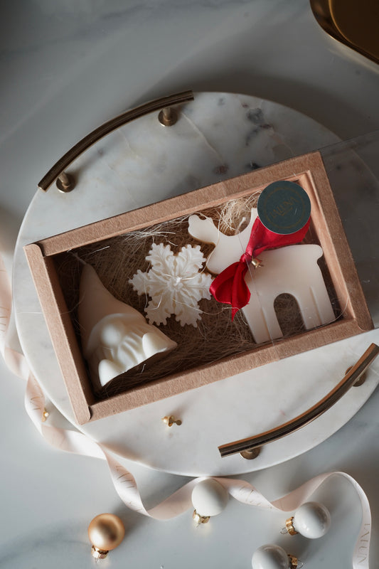 Set Cadou Crăciun Merry - trei lumanari decorative parfumate