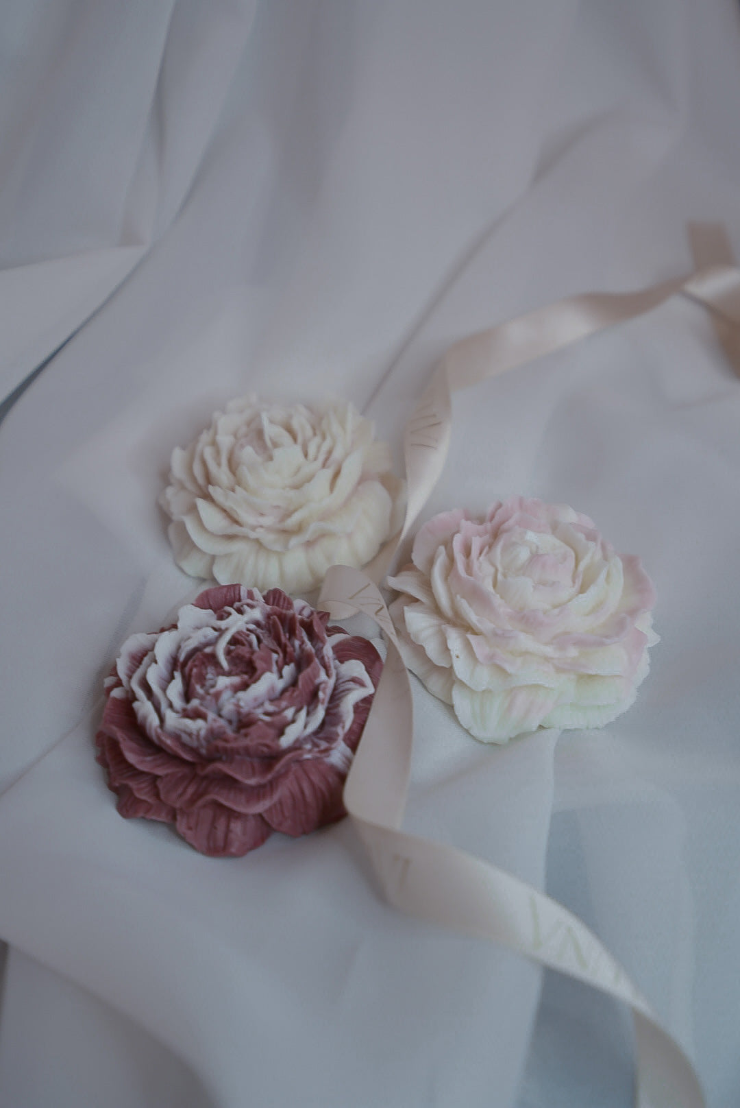 Bujor Lumanare Parfumata eleganta pentru mama sau iubita