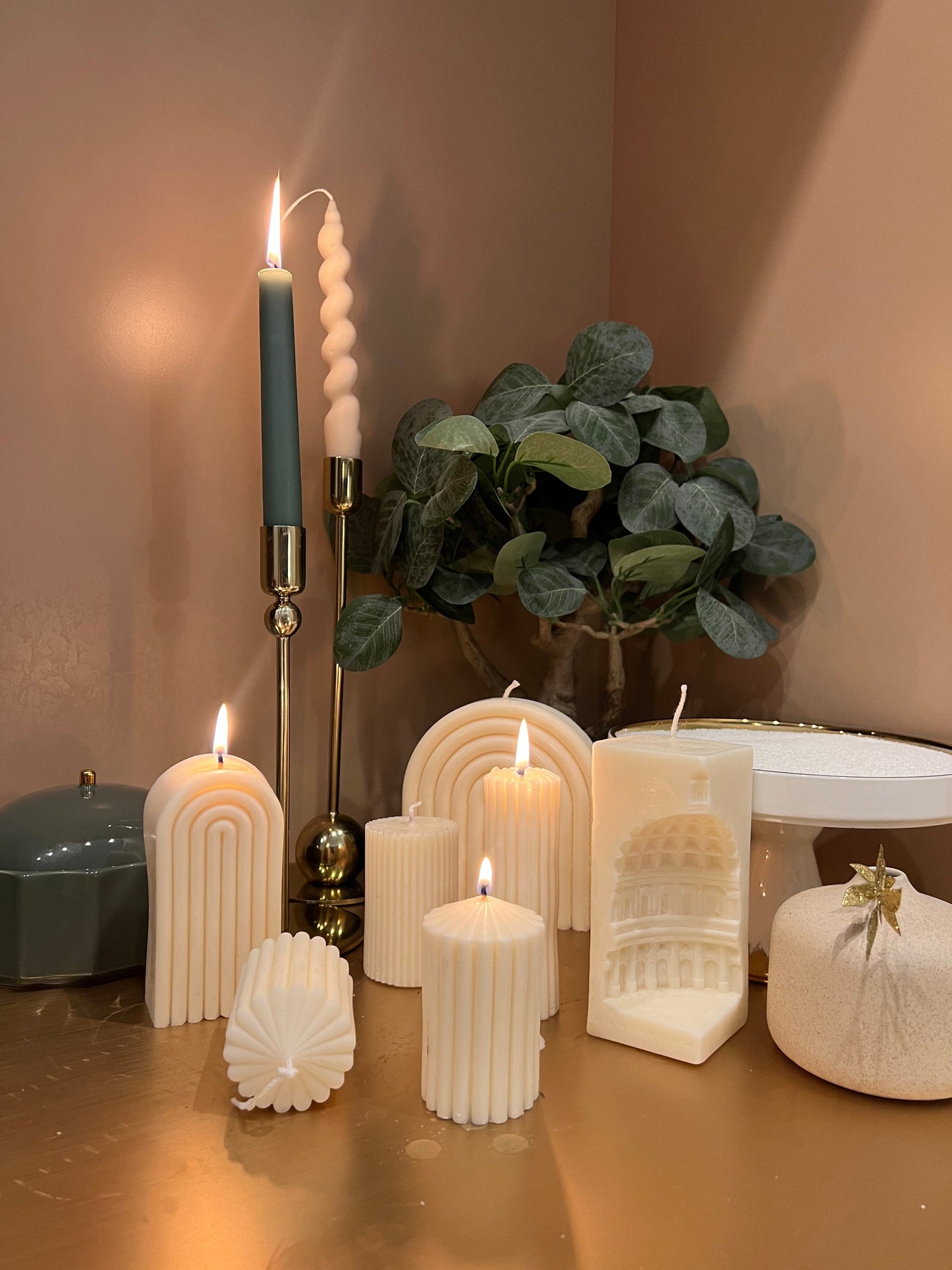 The Arch lumanare parfumata decorativa eleganta