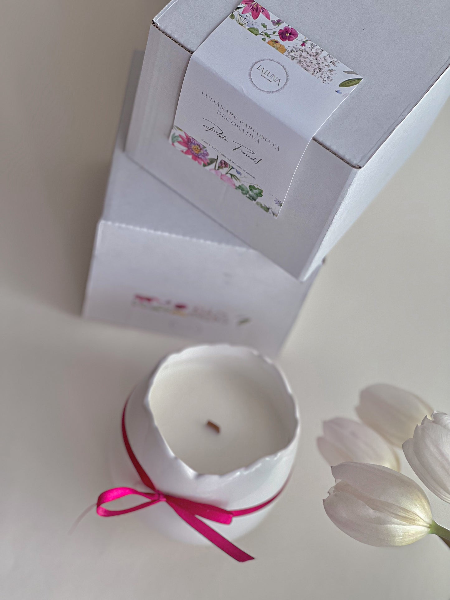 Lumânare Parfum Vanilie in recipient forma ou Paste